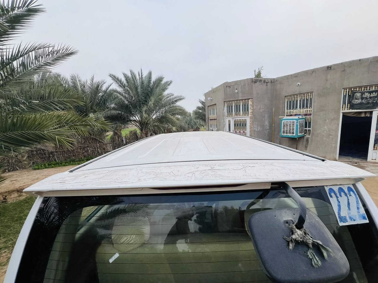 سلام عليكم.          ستاركس مفتوح       موديل 2014.                   السياره بلاديه   
بيه فقط بارد قليل
حداديه 
تخم تاير 
تبريد 
مواصفاته ….هواي
السعر 168وبيه مجال لطيبين 
الاستفسار اتصل 
***********
