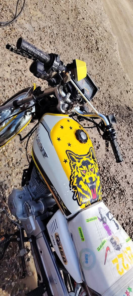 سلام عليكم دراجة سيفان 22 خير من الله شلعة فول صالنصة رياضي مكاني ديالى منصورية الجبل سعرها(575) وبيها مجال قليل
تواصل ع***********
