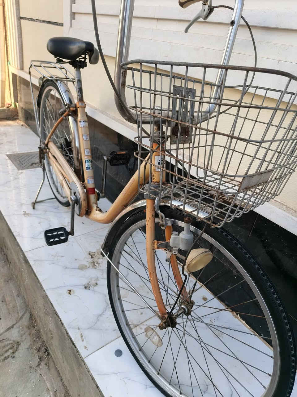 بايسكل ياباني مال حاوية مستعمل نظيف للبيع السعر خاص


**إذا كنت صاحب هذا الإعلان وتريد حذفه لأي سبب، رجاءا أرسل رسالة إلى الدعم الفني**