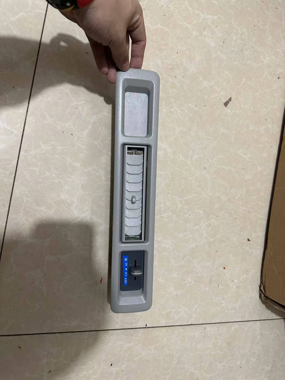 السلام علیکم داشبول هایس ناصی کامل موجود  حتا بیە کفر مال ماسیعە  او براکێت حدید
***********
***********
