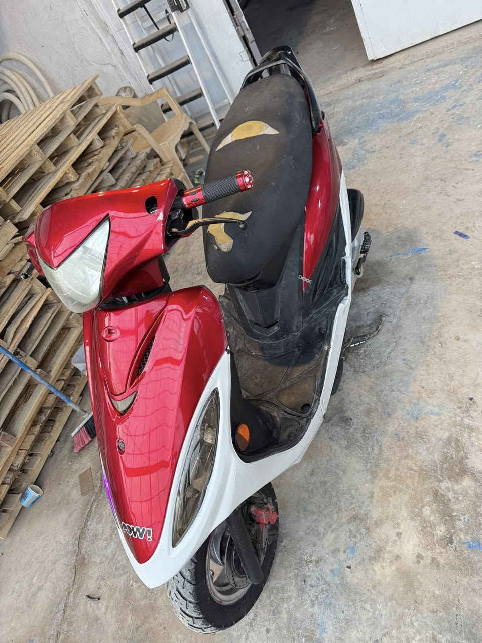 كامكو جي 4 المواصفات كامله
كامله من الطول لطولكهربائيات اشاير سلف هندر 
العينه كيلو متر بانزين رون 
المكينه ناعمه كزوز FM كفر جديد 
صارلي 15 يوم مجفت المكينه مفتوحه 
بريك امامي خلفي شغال 
السعر 850 
للتواصل اتصال فقط اتصاللللللل 
*********** 
***********
