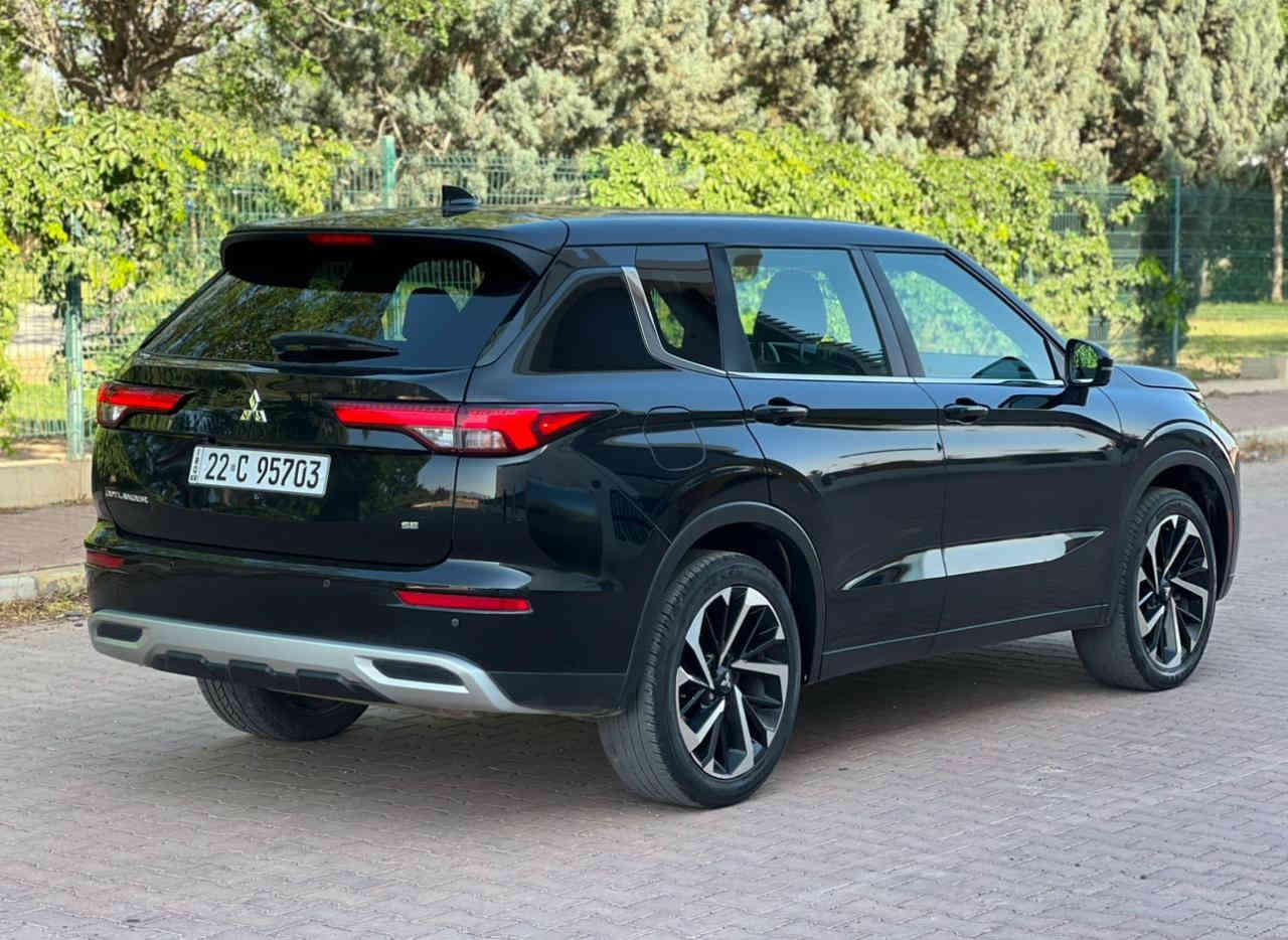 سلام عليكم ورحمة الله وبركاته
MISTIBUSHI OUTLANDER 2022SE
اللون اسود 
وارد أمريكي
بدون صبغ كلين تايتل 
بدون دواخل و شاصي
 ايرباك  ستيرن برده طاك
ماشية 34 الف ميل 
محرك 2.5L(4V)
سياره رقم اربيل
موصفات SE 
بصمة 
بريك بصمة 
ابواب بصمة
شاشة كبير 
خمسة كاميرات 
7 راكب 
صندوق كهربائي 
لايتات LED بلادي
كوشنات جلد
كوشنات هيتر 
كوشنات كهربائي
تبريد مركزي
تحكم ستيرن كامل 
تحديد سرعة 
قوديك شفت 
فتل حساس 
رادار خلفي 
رادار امامي 
رادار جانبي
و بعد موصفات هويا 
سعر 225$ و بيها مجال 
واتساب موجود 
***********
