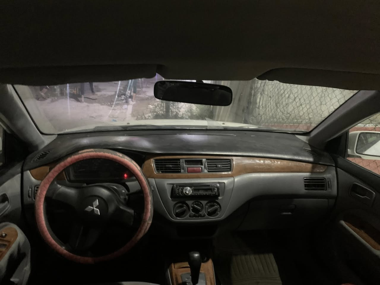 السلام عليكم من رخصة الادمن لانسر  2007 رقم صدامي بغداد بااسمي محرك يبخر وبيهه نواقص سعر 40 وبيهه مجال *********** واتساب موجود اتصل وافتهم تفاصيلهه مكاني بغداد شعب
