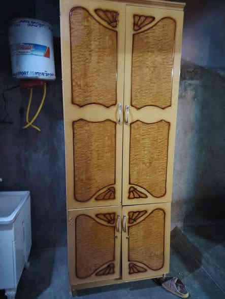 مەعزس 3مەتڕ دەسکڕد بوفڕۆشتن؟ لەڕزکاڕێ
سعڕێ بلاشە ـ225هەزاڕ مەعاڵمە فڕوشتنێ خێڕاێە 
***********
