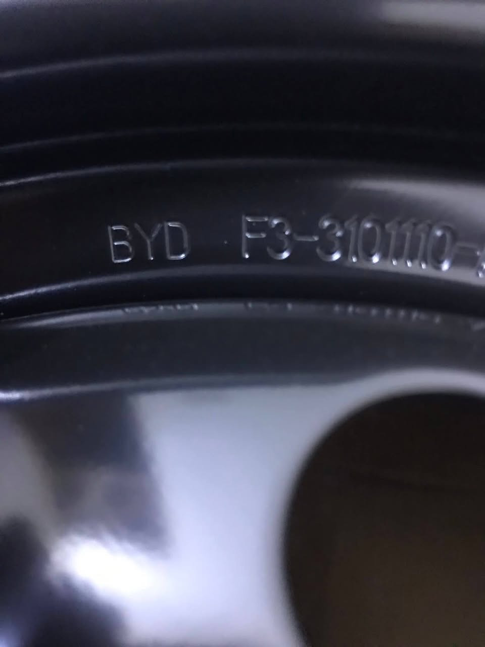 السلام عليكم 
ويل عادي مال بي وايدي f3  جديد مامشدود حجم 15 اصلي 
سعره 150قفل 
***********
