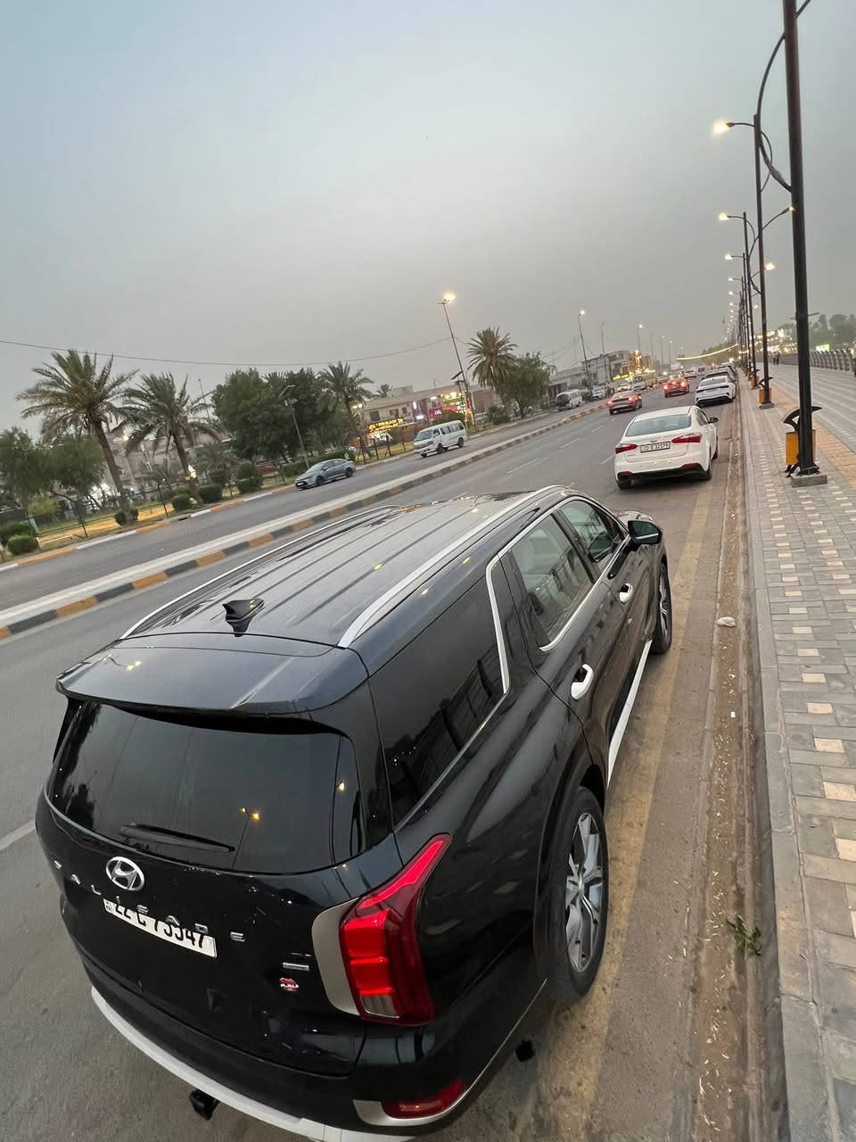 السلام عليكم بلسايد 2021 فول مواصفات داخل ابيض ملكي منفصل صور الحادث بلمنشور السعر 250 وبيه مجال مكان بغداد رقم الهاتف ***********
