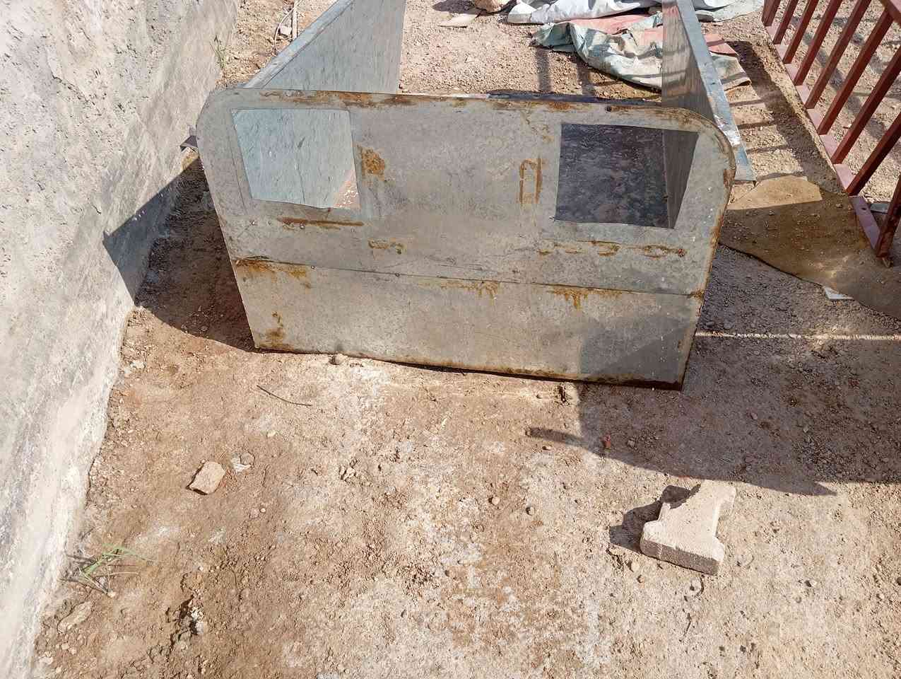 سلام عليكم للبيع محجل نضيف وغلاف  جديد ونضيف  سعر المحجل 150 وغلاف 85 للتواصل *********** مكاني الخمسه كيلو
