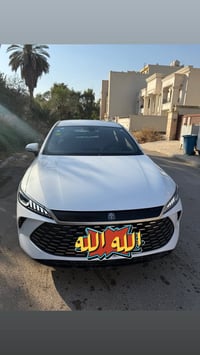Byd gin plus ماشيه1950 Hev  موديل 25 صار شهر من اخذته وصار حادث ضربني ...