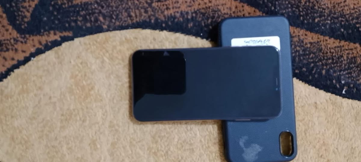 السلام عليكم 

ايفون اكس ماكس للبيع ،
ذاكــرة 256
بـطارية 80
الجهاز بعدة نظيف 
السعر خاص


**إذا كنت صاحب هذا الإعلان وتريد حذفه لأي سبب، رجاءا أرسل رسالة إلى الدعم الفني**