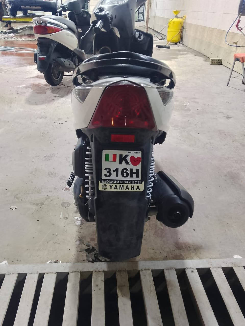 ماكس ثعلب للبيع دراجه كفاله عامه اي نقص ما بيه سعر 550 مكاني بغداد لعبيدي ***********
