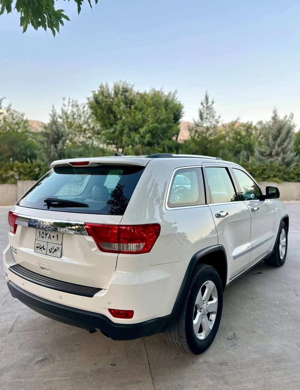بۆ فرۆشتن: جێب گراند چێرۆکی ٢٠١٢ 🚘
✨ مۆدێل: ٢٠١٢ (ڕەنگی سپی)
✨ ڕۆیشتوو: ١٧٠,٥٧٢ کم (حەقیقی)
🔹 بۆیاخ: تەنها یەک چەمەلەغ و نیوەی بۆنیدی بۆیاخە.
🔹 شاسی و ئێرباگ: بەشەرت، بێ ناوگرتن و ئێرباگی تەواوە (نەتەقیوە).
🔹 مەکینە و گێڕ و دەبڵ: هەمووی بەشەرت و بێ کێشەیە، سیستەمی ئەکسل و توندوتۆڵی زۆر بەشەرت.
🔹 تایبەتمەندی: سەیارەکە سڵایتە و ٥ مۆدی لێخوڕینی هەیە.
⚙️ تێبینی: سەیارەیەکی زۆر توندوتۆڵە و هیچ مەسرەفێکی تێدا نییە، ماڵی دۆستە.
💵 نرخی قفل: ١٥٥ وەرەقە ($١٥,٥٠٠) - نرخەکەی کۆتاییەتی و تکایە بۆ مەمەڵە تەلەفۆن مەکە.
📞 ژمارەی تەلەفۆن: *********** السليمانية, العراق
