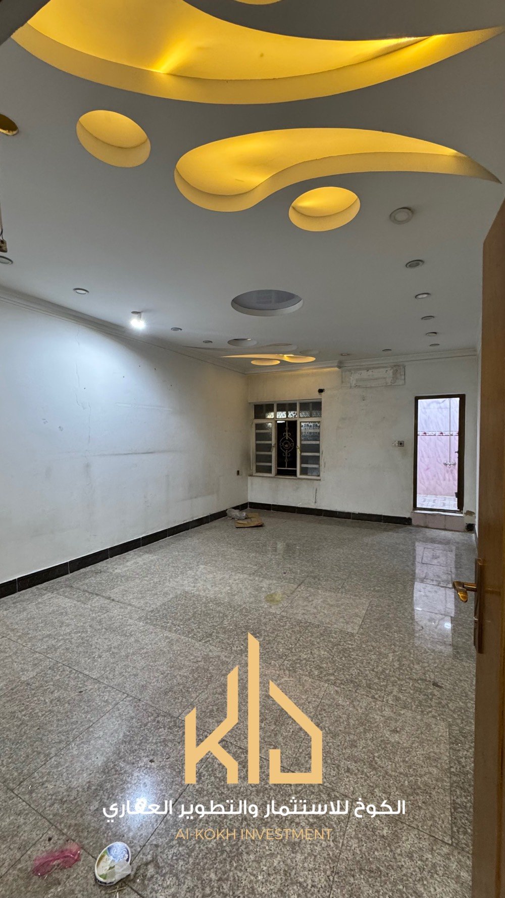 � بيت للإيجار – السيدية 

 • المساحة: 100 م²
 • عدد الطوابق: 3 طوابق 
 • التفاصيل:�
 ◦ 4 غرف نوم (سويتات) 
 ◦ صالة
 ◦ مطبخ
 ◦ خدمات صحية عدد 3
 • 
 • الاستخدام: سكني فقط
 • الموقع: السيدية – خلف شارع المركز
 • سعر الإيجار: مليون دينار عراقي

📞 للاستفسار: ***********
🏢 الكوخ للتطوير العقاري