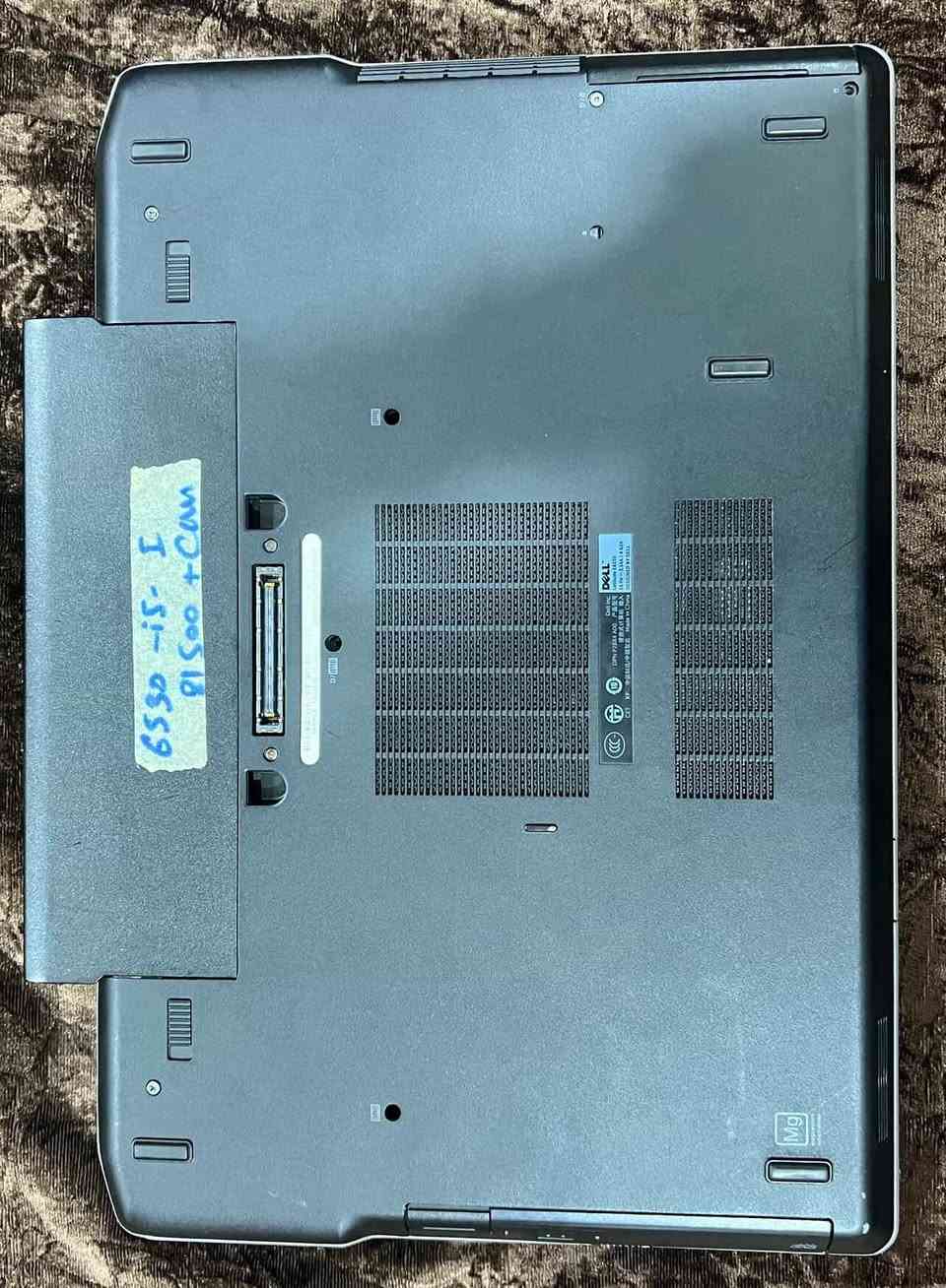 سلام عليكم للبيع لابتوب Dell Latitude E6530 لابتوب نضافته 90‎%‎ 
 مامستخدم قليل جداً مابي. لاشخوط لا كسور ولاطبعات 
مواصفاته 

المعالج (CPU)
 • Intel Core i5-3340M

الذاكرة (RAM)
 • 8 GB

نظام التشغيل
 • Windows 7 Ultimate

كرت الشاشة (غرافيكس)
 • Intel HD Graphics 4000 (مدمج مع المعالج)

الهارد 
256   SSD

لابتوب نضافه 90‎%‎ ويا شاحنه سعره 250 وبي مجال بسيط 
متواجد فقط واتساب او اتصال ***********
عنوان بابل الحله
