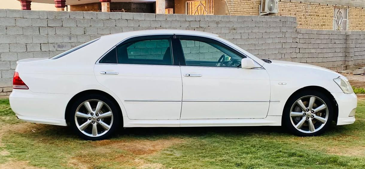السلام عليكم للبيع 👇
شاهينه 2007 ادوات كصة جنطه
متومه رقم وسنويه شمالي
دخول جديد ماماشيه بالعراق
دواخل اسود ملكي 
3دكم و5بصمات ترحيب بالمرئي
شاصي 82
سياره جاهزه ع اخر حبايه
السعر 43وبيه مجال 
عنوان ذي قار
للاتصال ***********
