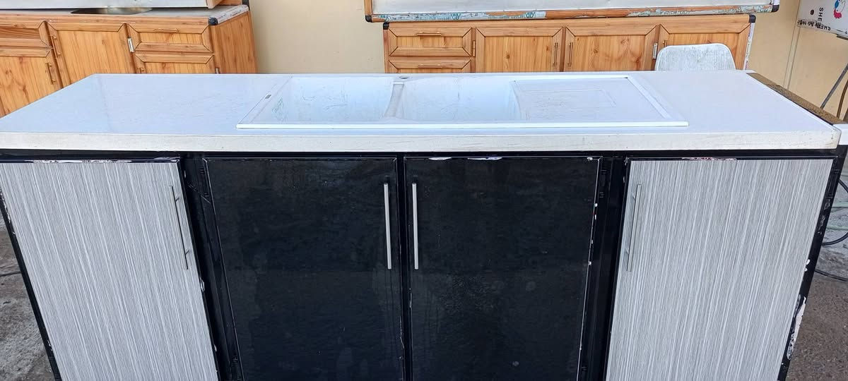 للبيع سنك مرمر مكان بغداد شعله ***********.
