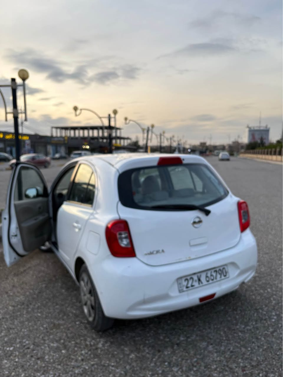 Nissan micra 
نيسان ميكرا 2020
سیارة باب و جاملغ صبغ و بيها ثنين تعديدل بارد 
كير و محرك بشرط ذواخل كلش نضيف ماشية 55الف
***********
96ورقة و بيها مجال للطيبين كركوك, العراق
