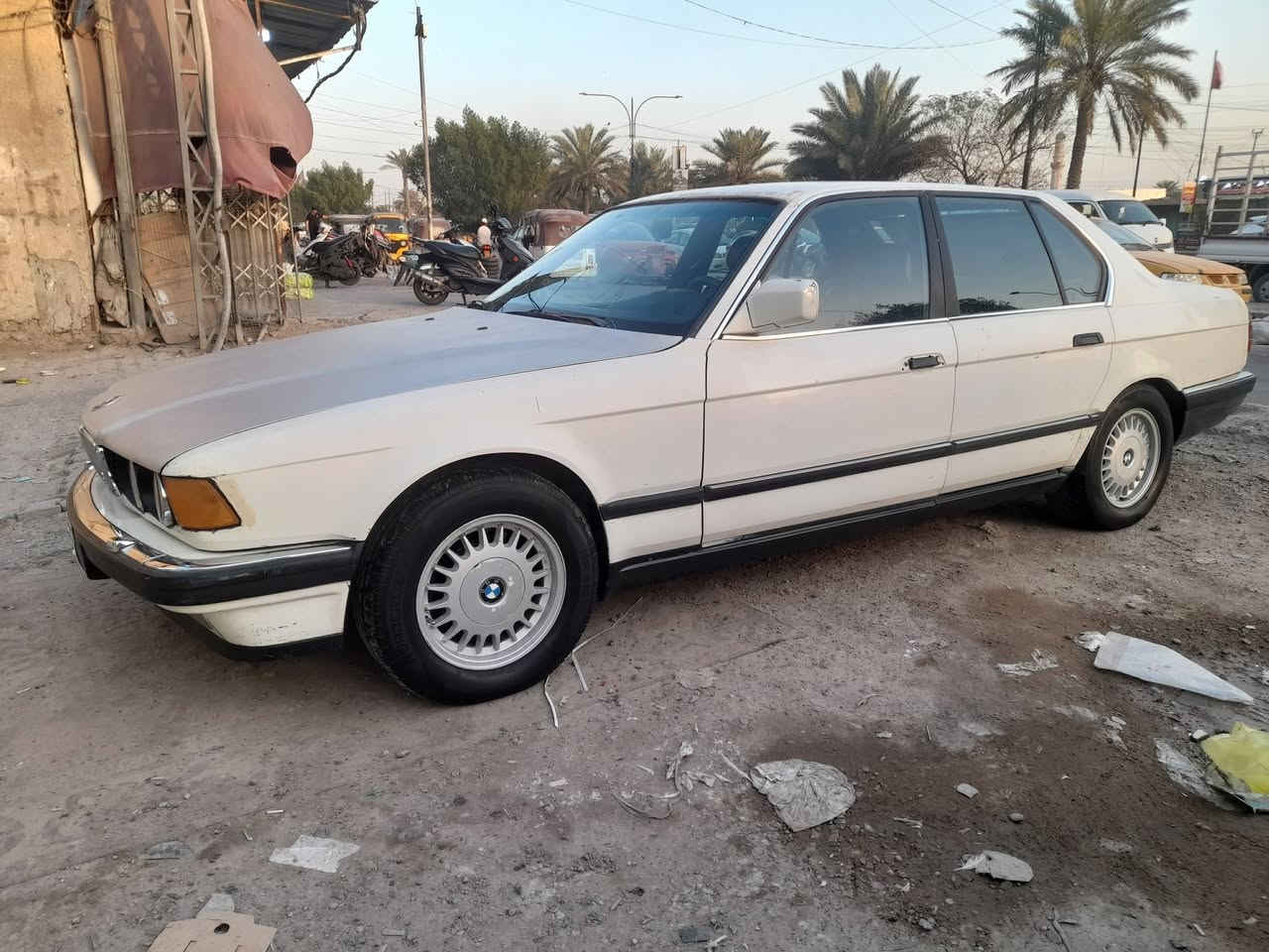 السلام عليكم
للبيع فقط BMW 730 iA v6 1991
الون ابيض الداخل جلد اسود ملكي الغرفه جديده بالكامل مال حاويه دعاميه اماميه وخلفيه اصليات مال حاويه صدر أمامي وخلفي جديد باتري جديد بيبان ٢ + جنطه + بنيد مبدلهن مال حاويه وصابغهن من الداخل بلون السياره ابيض بجم عريض جديد محرك و كير مكفولات السياره صارف عليهه اهواي وبقه صبغ عام و بكلايت و جامه اماميه السياره بسمي مشروع وطني بغداد سنويه لحد 2029 مكان السياره بغداد الشعله 
السعر ٤٩  للجناي فقط وباقي التفاصيل اتصل 
***********
