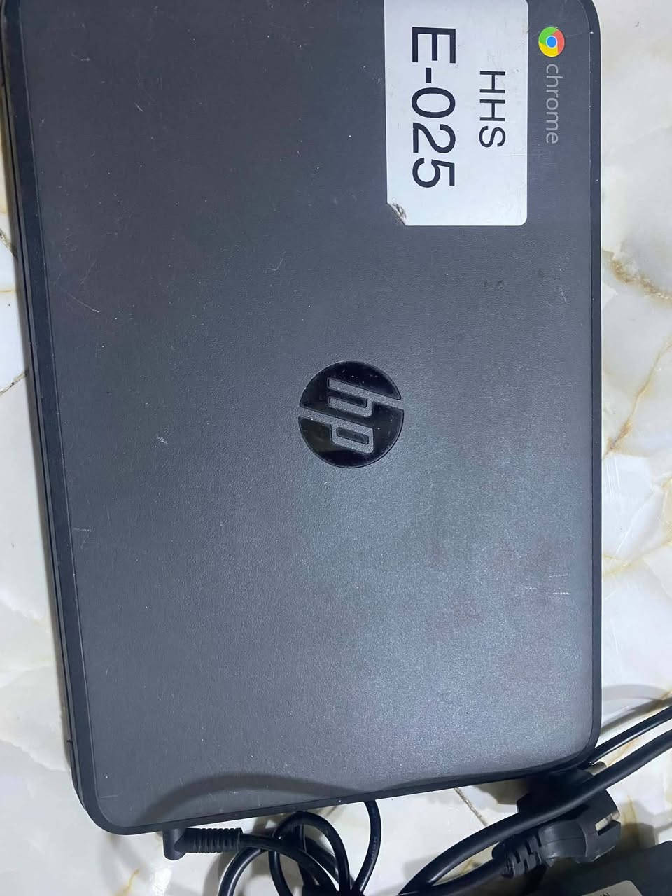 لابتوب hp للبيع حجم الشاشه وسط ويندوز 10 رام 4 باقي التفاصيل بصورة موجود سعرة ٦٥ الف شراي اتصل (‏‪***********‬‏)
عنوان سايدين الاخاء حي عدن
لابتوب hp للبيع حجم الشاشه وسط ويندوز 10 رام 4 باقي التفاصيل بصورة موجود سعرة ٦٥ الف شراي اتصل (‏‪***********‬‏)
