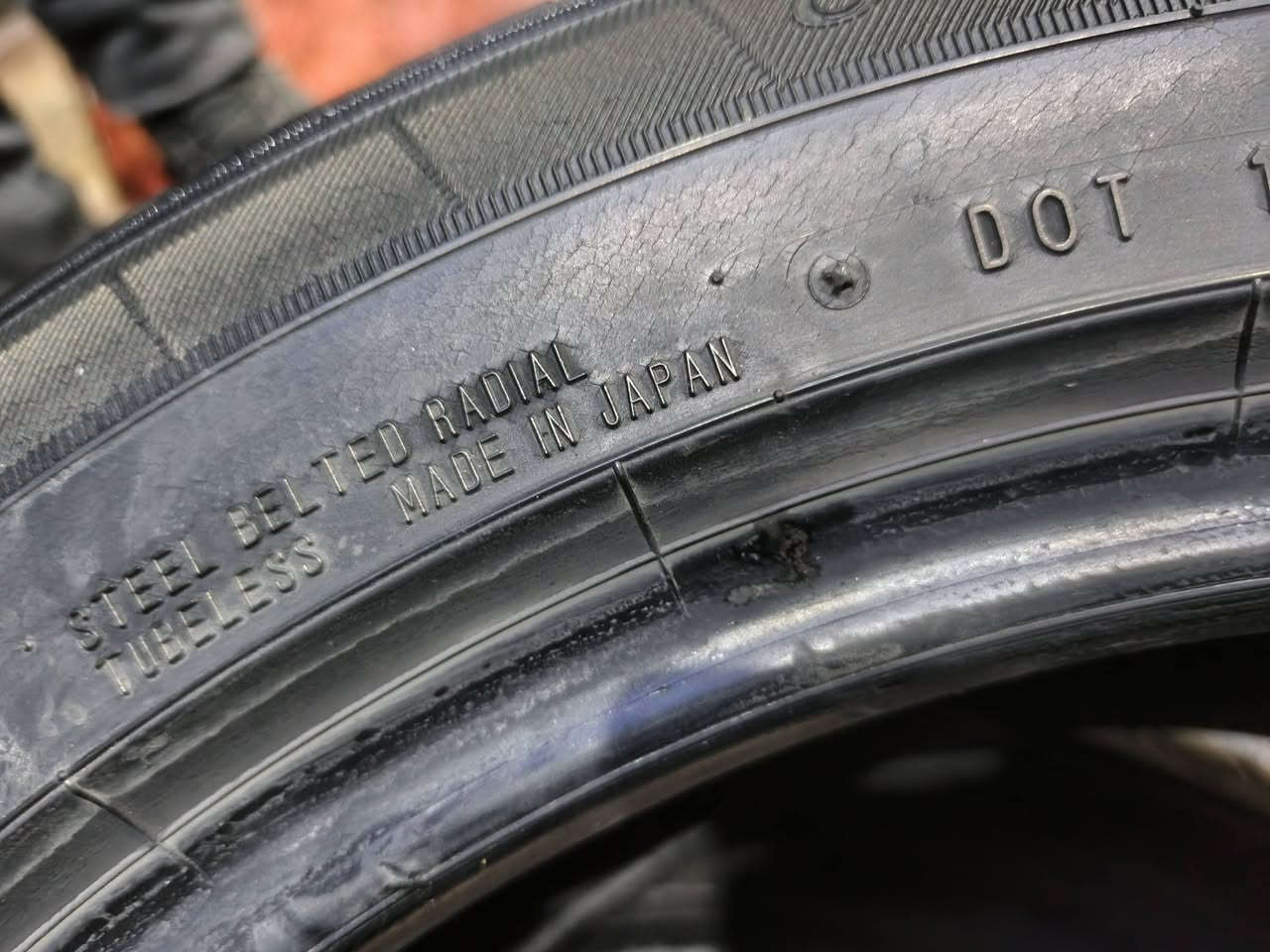 بعد إذن الادمن المحترم 
جوز مستعمل نخب دنلوب يباني القياس 215/55/17


**إذا كنت صاحب هذا الإعلان وتريد حذفه لأي سبب، رجاءا أرسل رسالة إلى الدعم الفني**