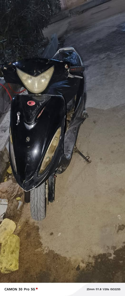 دراجه جي فور للبيع السعر 250
نكره سلف كهربائيات كلها شغاله المكينه ليوم فتحتها بعدها ع لسحك حته مامسحوكه
نضيفه وشوفت عينك مستعجل ع بيعتها لشراي: هاذ رقم صاحبها ***********
