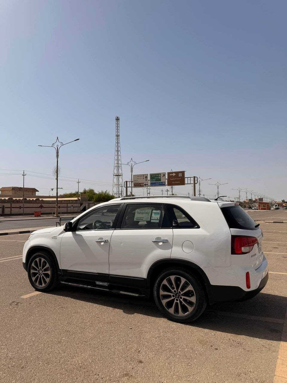 سورنتو موديل ٢٠١٥ مكفولة من الصبغ بيها بارد قليل بالجاملغ خلف السائق ماشية ١٩٤ رقم كربلاء مشروع وطني باسمي
سيارة جاهزة من كل شيء محرك كير على البلاد حدادية تاير
مكاني ميسان 
*********** عمارة, ميسان
