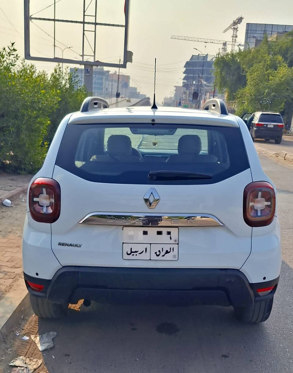 ماشية 52,000 كيلو 
مكفوله محرك وكير 
كير أربع سرعات
محرك سعة 2000cc
اربعه سلندر 
استلام من الشركه 
صيانتها وتبديلات زيت المحرك من الشركه 
البطاريه  والاطارات جديده 
تدفئة تبريد 
قياس الاطارات  16
لون ابيض
كاميرا خلفيه 
حساسات خلفيه 
شاشه اندرويد
مكان السياره بغداد
للاستفسار ***********
