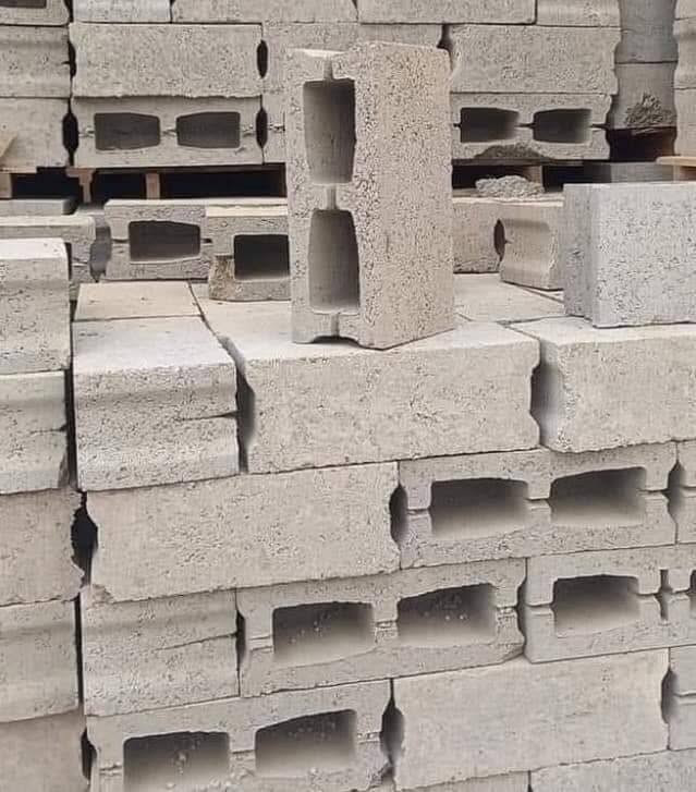 ثرمستون الحوشان           325
ثرمستون الوطنيه             345
ثرمستون يراني.               330
ثرمستون بلد السلام.        330
ثرمستون عكادة جميع القياسات 
البلوك صناعيه.             650
البلوك  جويبده              600
بلوك صناعيه ٤ سانتيم ٨٥٠
‐-------------------
السمنت بأنواعه معأ المواد الاصق 
المبروكه مقاوم            108
المبروكه عادي             105
الفالكون مقاوم             107
الفالكون عادي             105
ماده كويتيه ثرمستون الجيس  15
-ظمان ٢٥ سنة 
العنوان ساحت سعد  قرب مستشفى الجمهوري 
-------------------- 
الهاتف*********** المكتب واتساب 
 7802003390رقام ابو الكرين 
 *********** 
يوجد تصعيد رمل حصو طابوك                          
  توصيل كافت المحافظات  
يوجد كرين تصعيد المواد تصل 
***********
