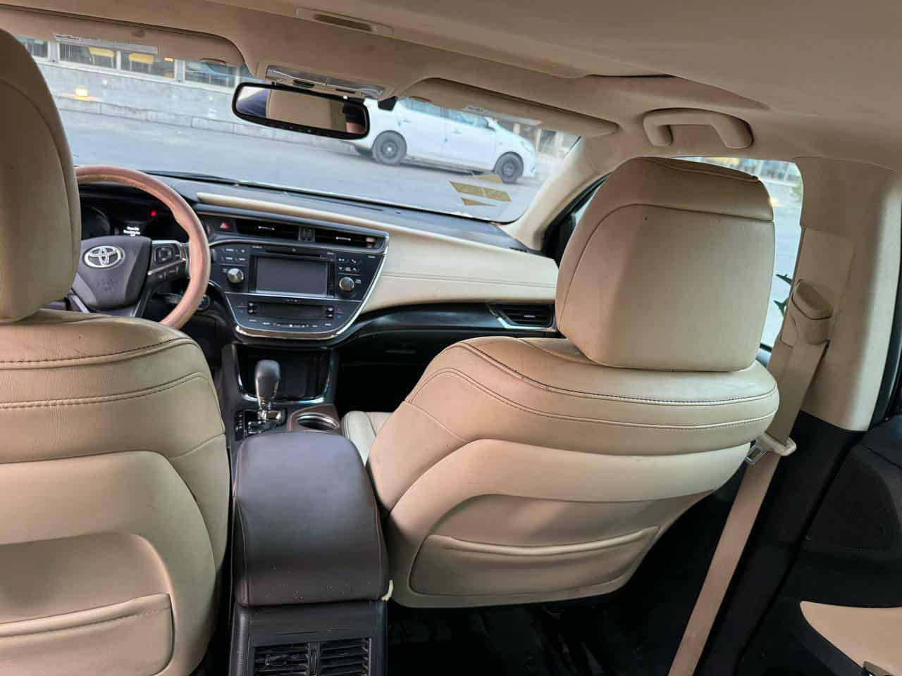 اڤلون ٢٠١٦ هایبیرد لیمیتد ڕادار ٢ پارچه بۆیاخ ١٠٤ مایل ڕۆشتوه سه نه وی ڕقم تازه گێر مه کینه به شه رت ڕقم ***********
نرخ 164$
