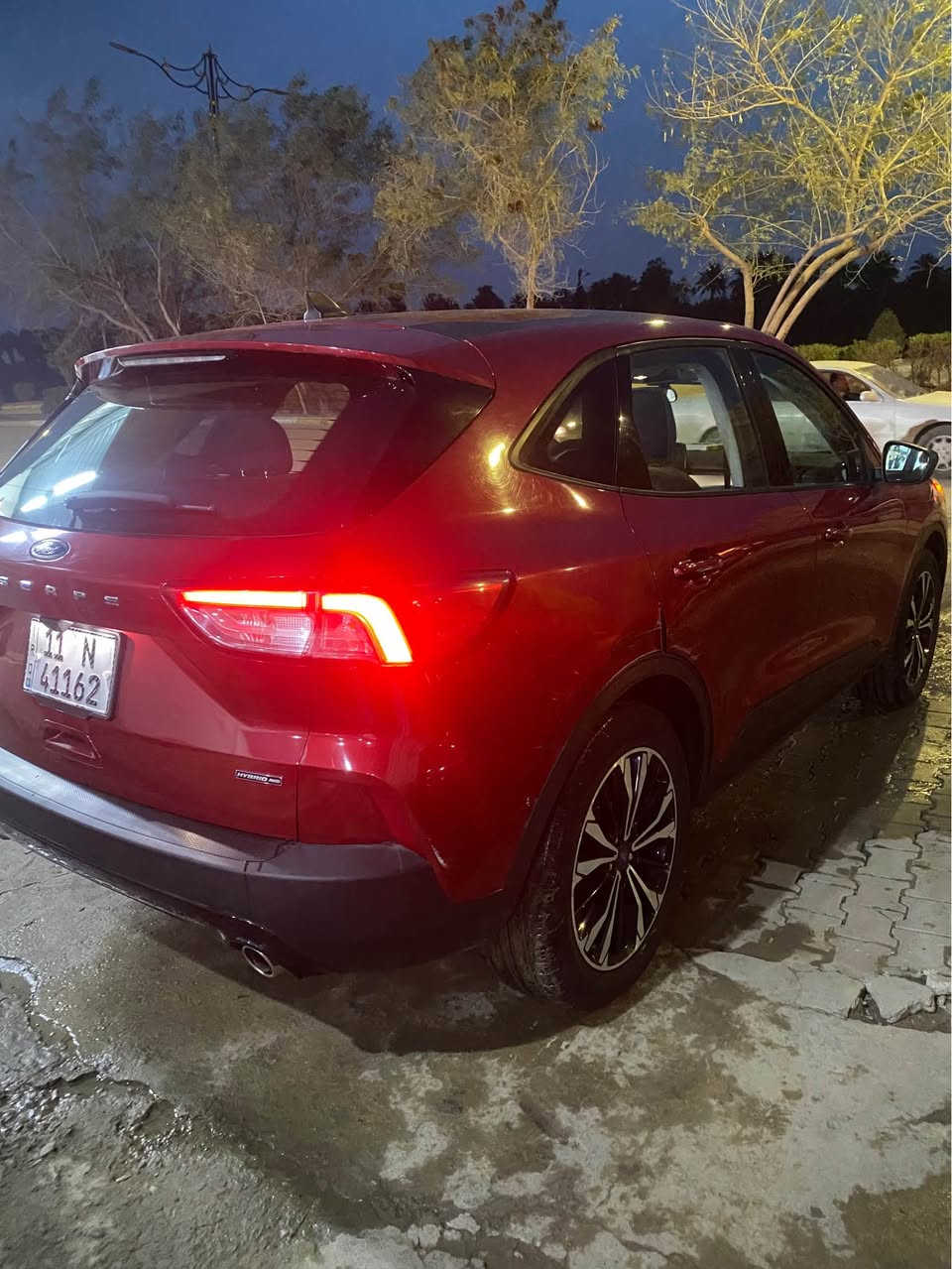 فورد سكيب 22
هايبرد 
السعر 145
السيارة بدون حادث 
سرقات جاملغات 2 وبنيد 
كشنات هيتر
تحكم قيادة
بصمه
هاتف *********** بعقوبة, ديالى
