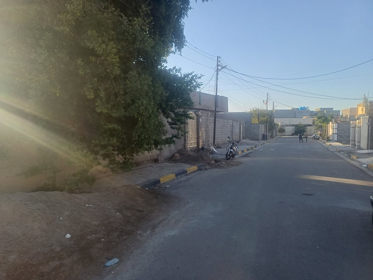 #اعلان_من #مكتب_الازهار_للعقار

قطعة 190متر ملك صرف تحويل مباشر
الوجه 9 متر بس هيه قطعة كلها بيوت قضاء بلد شارع ابوجعفر قريبه جدآ عن شارع الحولي البعنون

,,,,,,,,,,,,,,,,,,,,,,,,,,,,,,,,,,,,,,,,,,,,,,,,,,,,,,,,,,,,,,,,,,,,,,,,,,,,,,

للاستفسار اكثر مراجعة المكتب او الاتصال على الرقم《*********** 》اتصال + واتساب
📍 مكتب الازهار للعقار قضاءبلد يرحب بكم
,,,,,,,,,,,,,,,,,,,,,,,,,,,,,,,,,,,,,,,,,,,,,,,,,,,,,,,,,,,,,,,,,,,,,,,,,,,,,,

#يعلن مكتب الازهار للعقار عن استقبال كافة العروض للذين يرغبون بـيـع الـدور والأراضي السكنية والزراعة والتجارية والمنتجعات السياحية في قضاءبلد ونواحيها
أهلآ وسهلآ بكم جميعآ
مراسلة مكتب الازهار للعقار عبر واتسا
👇👇👇👇👇👇👇👇 https://wa.me/9647853323777
