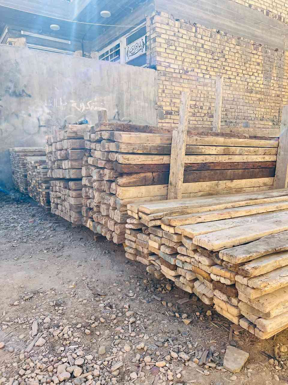 قالب خشب مستعمل للبيع العدد 7 مكعبات العنوان بابل اتصل *********** السعر مليونين وربع وبي مجال قليل
