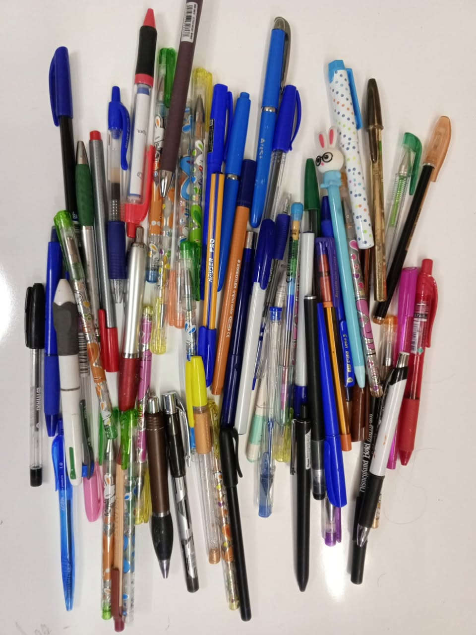 أكثر من 500 قلم منوع سعرهم 25 الف
بالة اوربي
.
#شلعة


**إذا كنت صاحب هذا الإعلان وتريد حذفه لأي سبب، رجاءا أرسل رسالة إلى الدعم الفني**