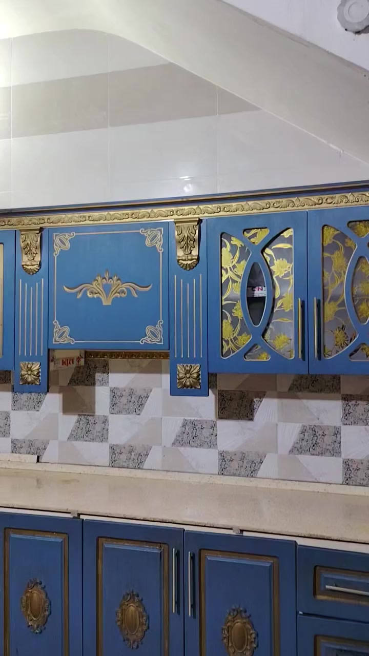 سلام عليكم كاونتر 14مترللبيع لمكان شعب شارع صحه اني مكلف بلنشر  شراي ينتصل عله رقم ***********
