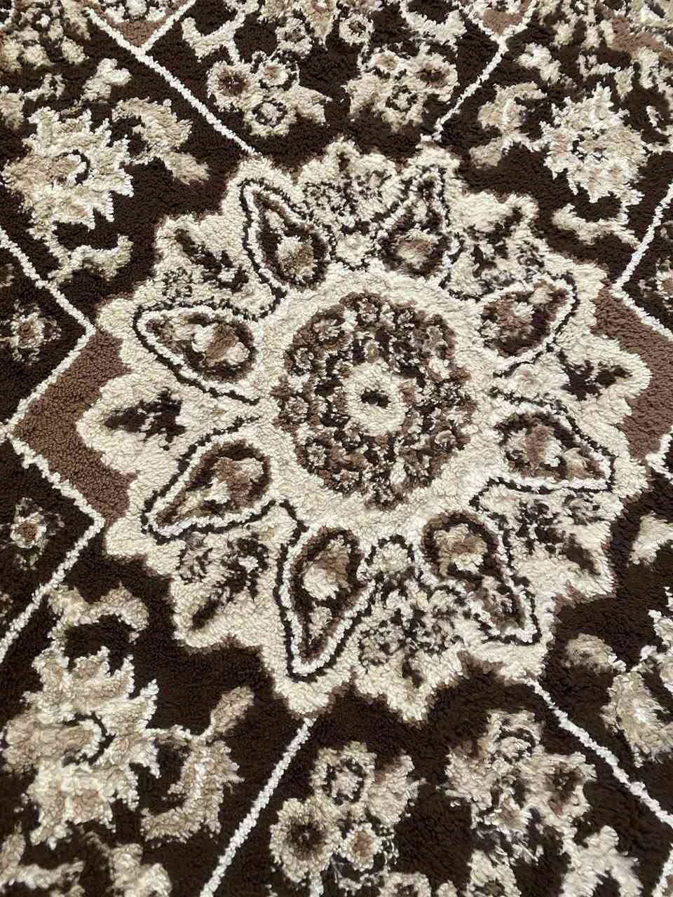 دوفەرشی. کەم بەکارهاتو بێسوتانو دڕانو شیبونەوە. هەردوکیان ٤بە٦مەترە. دانەی ٥٠هەزار  جابێجێکە زۆر مۆدێلێتی و قاوایەکەش بۆمالی قاوایجوانە


**إذا كنت صاحب هذا الإعلان وتريد حذفه لأي سبب، رجاءا أرسل رسالة إلى الدعم الفني**