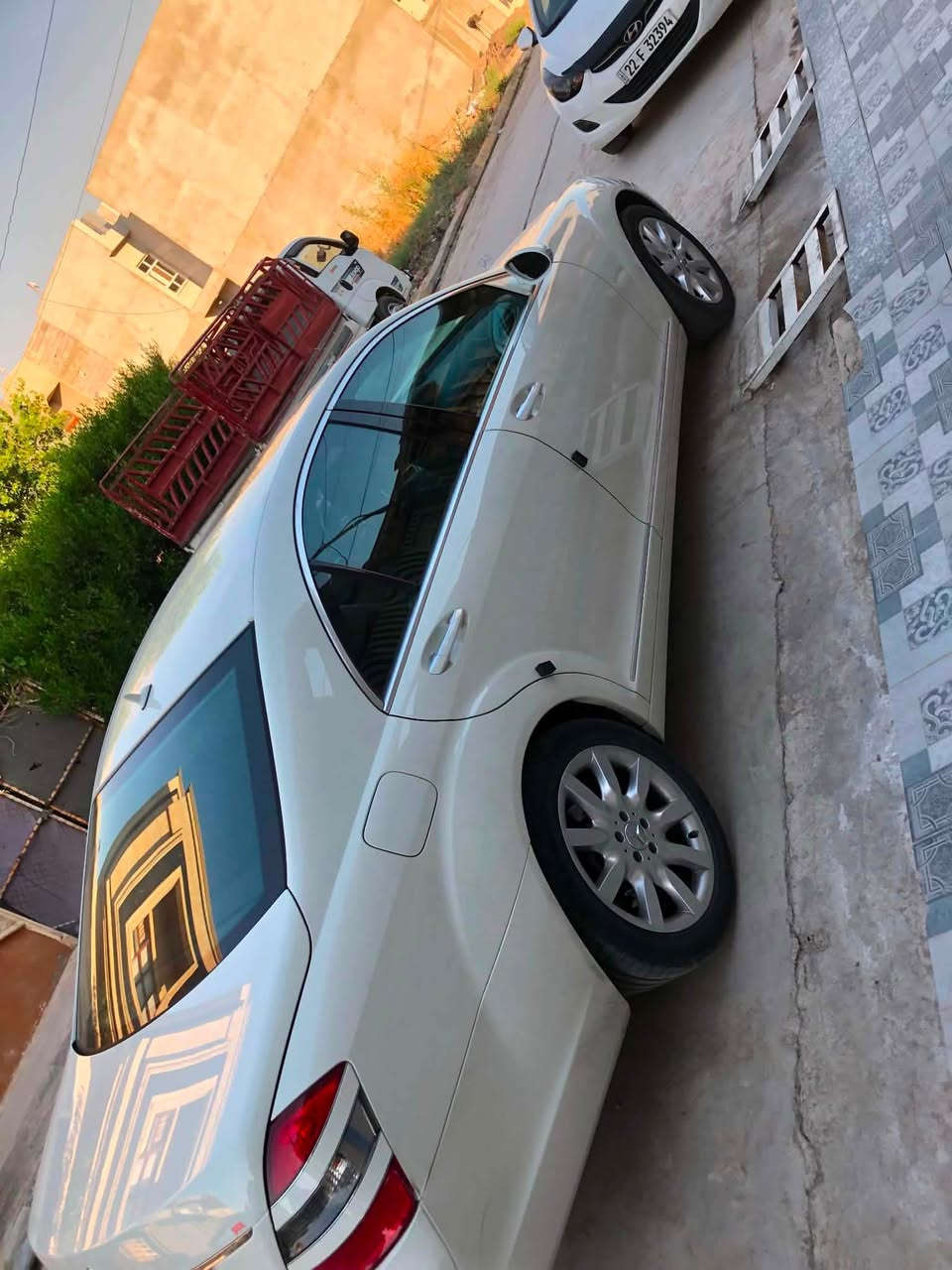 مارسيدس S350
موديل 2009 كفاله عامه بدون صبغ بدون شخط بدون بارد 

محرك 3500 ستة سلندر 

كير محرك شرط تبريد شرط 

مواصفات السياره صندوك شفط 

بردة خلفيه

الكراسي الاماميه كهرب وتدفئه 

السيارة بيها جكات تصعد وتنزل 

شاشه دوارة يمين يسار 

ماشيه 160 الف كيلو متر حقيقي 

السعر 215 وبيها مجال ‭***********‬@@

