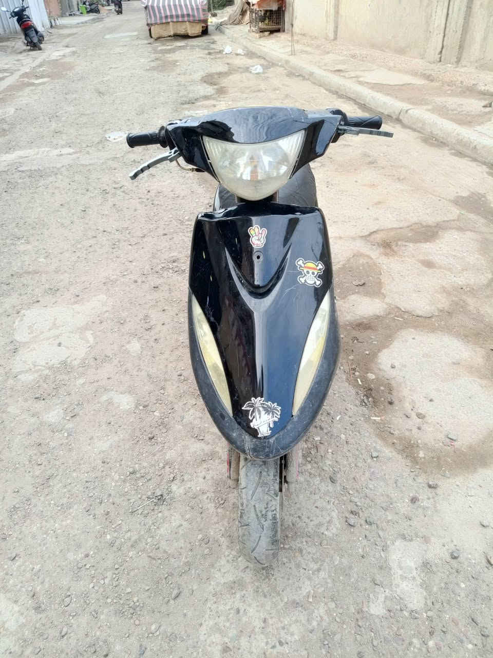 السلام عليكم دراجه ماكس عدله كوم حديد الدراجه كلشي شغال سلف هندر
السعر!؟ 350 و بيه مجال بسيط 
الاستفسار هاذا الرقم 
***********
