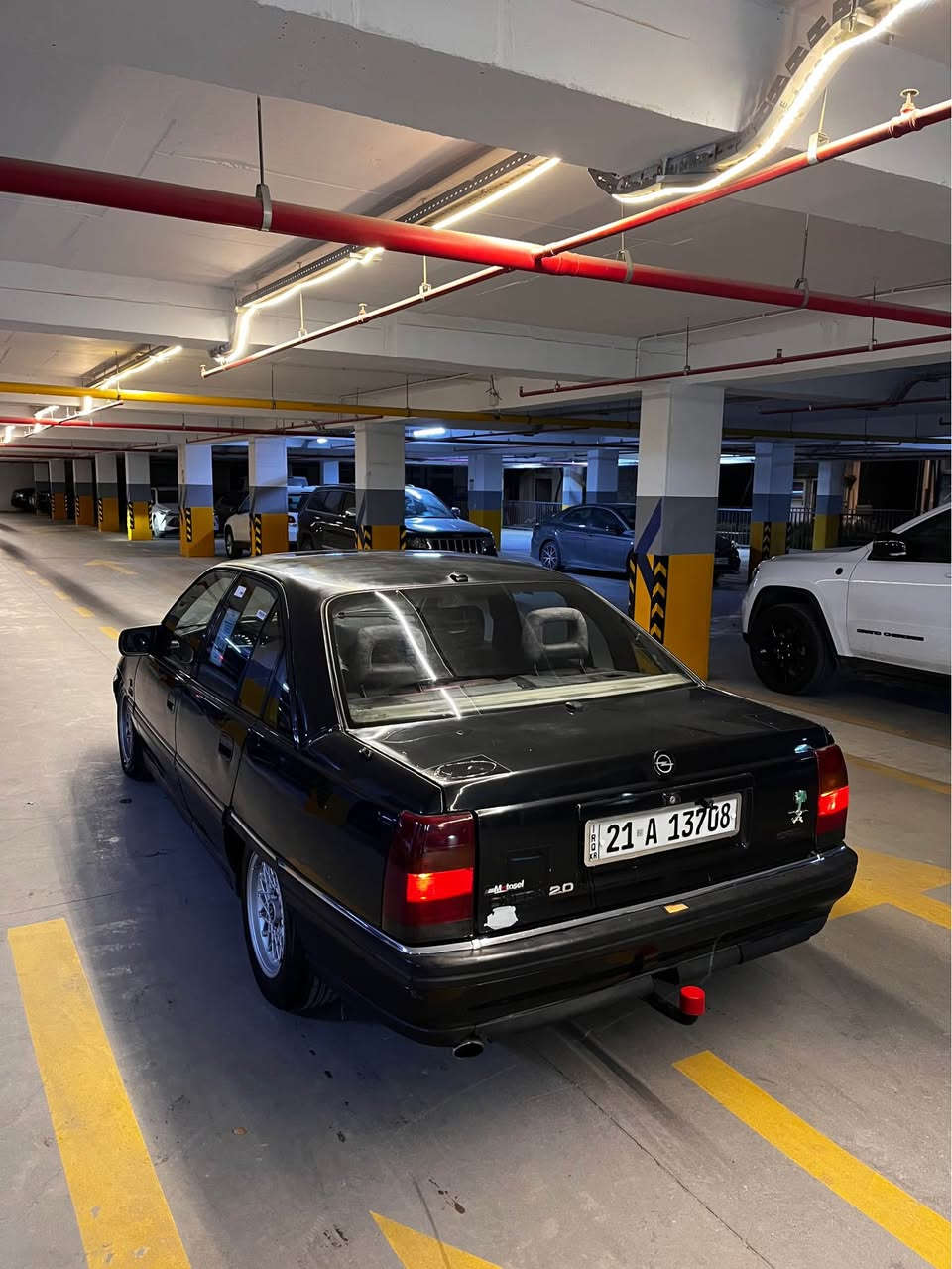 ئۆپڵی ئۆمێکا مۆدێلی ٩٣ مەکینە ٢٠ و کێڕ عادی ٢ جام کارەبایە سڵایدی کارەباییە ڕەقەم سلێمانیە بە ناوی خۆمەوەیە و تا مانگی ٨ی ٢٠٢٧ تازەیە داوای ٤٣ و معامەلەی لێ ئەکەم *********** السليمانية, العراق
