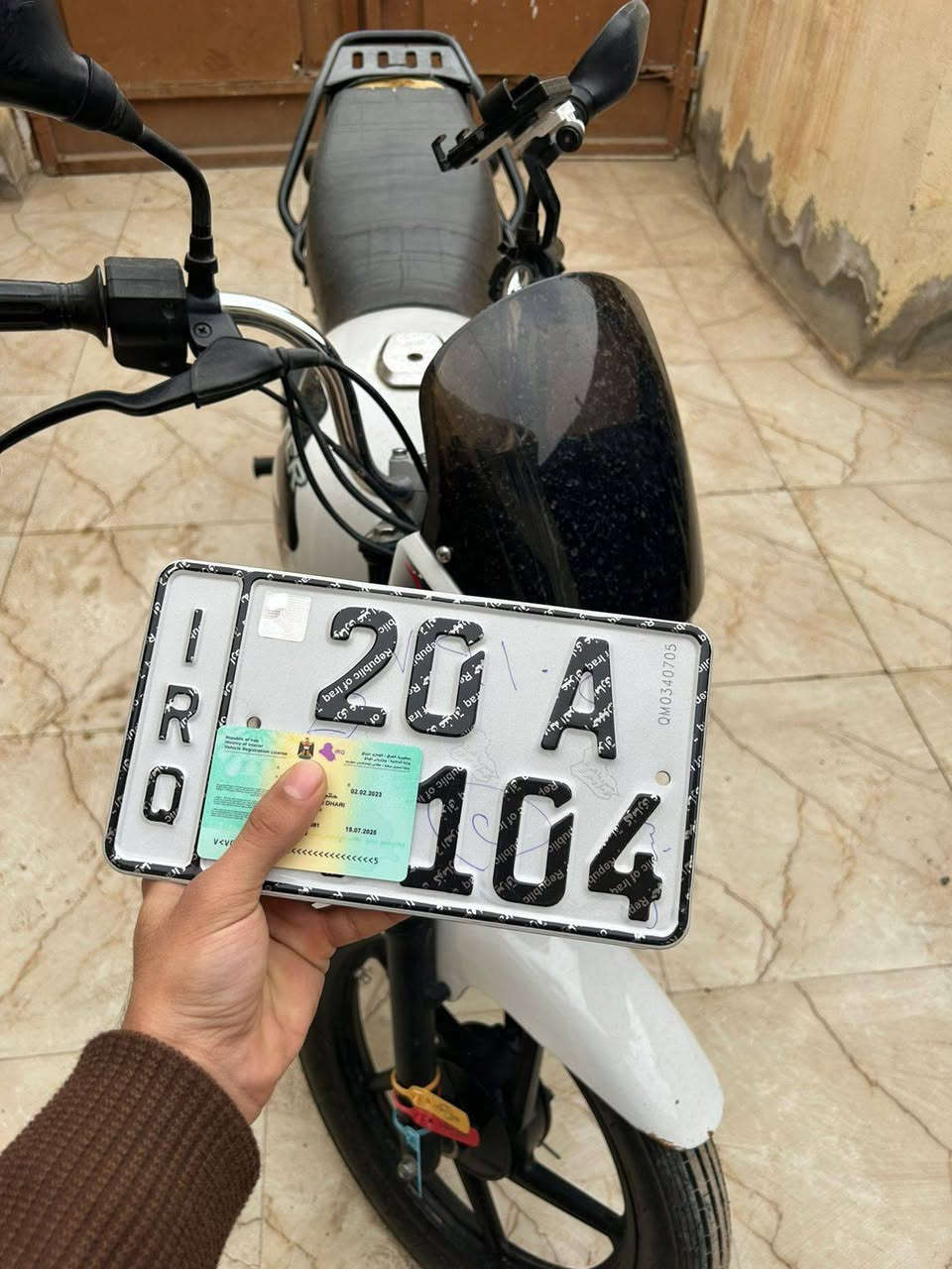 موطور بوكسر للبيع
موديل 2023
سنوية وأرقام نكليزي باسمي(تحويل ثاني يوم) 
محرك بلادي اسبانة ممدودة عليه(جيب فيتر وتعال افحص)
مال جناي
المكان بعقوبه مجسر الكاطون
السعر مليونين ونص وبيه مجال
***********
