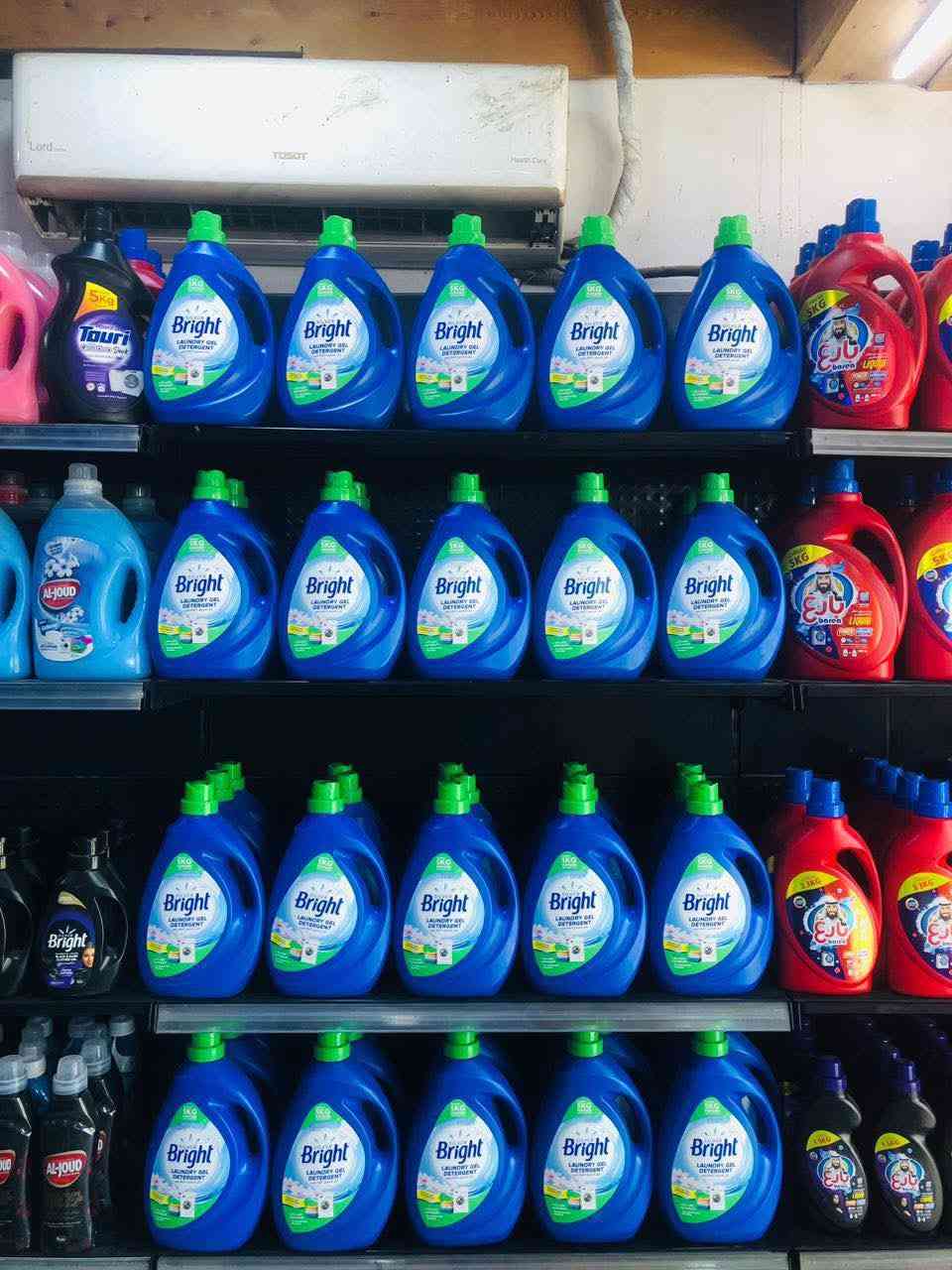 جانب من انتشار وتميّز منتج سلفر أبرايت في الأسواق، حيث يزداد الطلب عليه يوماً بعد يوم بفضل جودته العالية في تنظيف الملابس وإزالة أصعب البقع مع الحفاظ على نعومة الأقمشة ورائحة منعشة تدوم طويلاً.
ثقة الزبائن وانتشاره الواسع دليل على كفاءته ليكون الخيار الأمثل لكل بيت
لطلب المنتج 📞
*********** 
0770 766 6789
0750 755 7499
