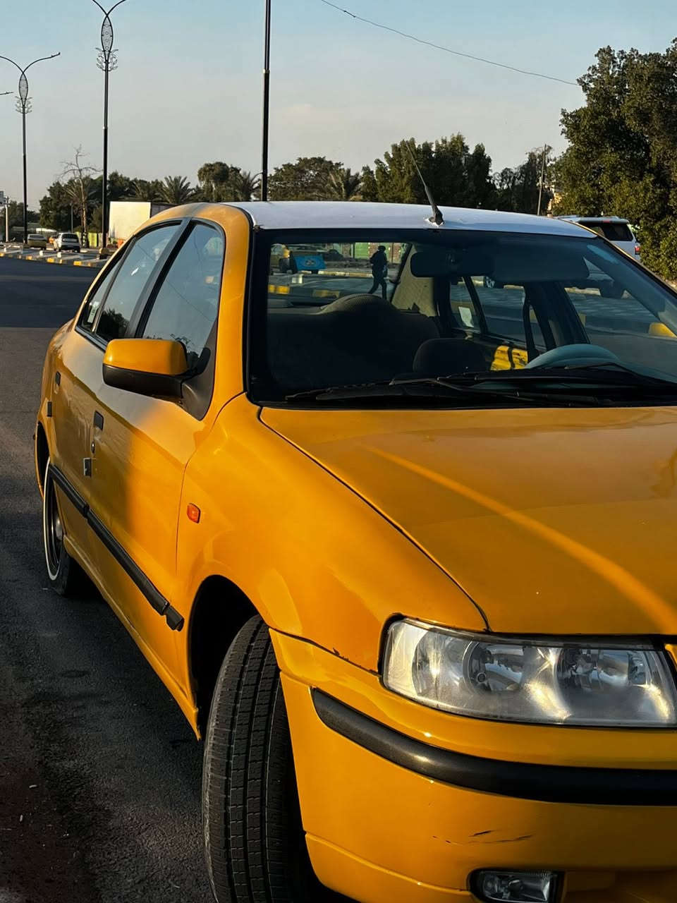 سمند 2010
لسيارة كفالة بيهة بس جاملغ امامي بي طخة موضح بلصورة سيارة خير من الله مكينة فرنسي تخم تاير جديد صدرهة جديد  لسيارة مابيهة نقص برغي تبريد ثلج❄️ 
باسمي تحويل ثاني يوم مصفرة هيئة 
لسعر 34
رقمي : ***********
