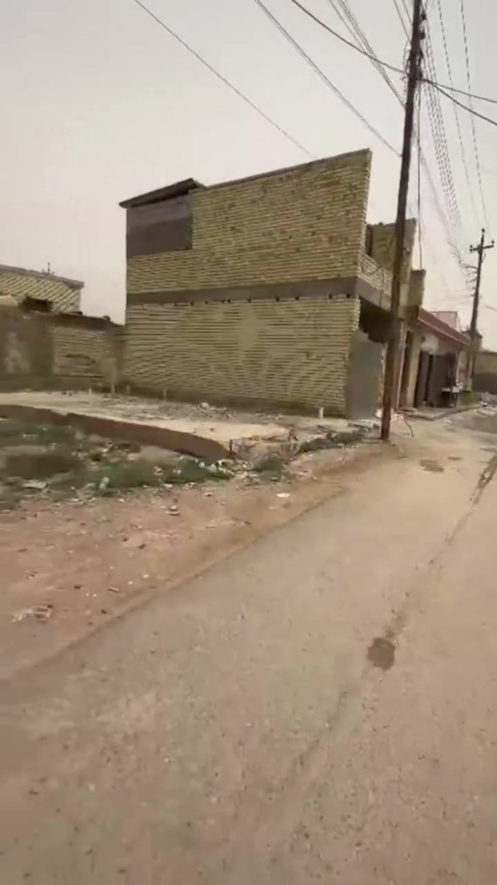 قطعه100متر للبيع مسيجه 
سلام عليكم 

قطعه ارض للبيع في السريدات القديمه بالربع الثالث خلف البزل الصغيره على شارع رئيسي 

نوع العقار زراعي سند 25 تحويل باسم المشتري انذار بكاتب عدل 

مساحه الارض 100متر مربع

واجهه الارض 10متر 

نزال الارض 10متر 

سعر الارض 30مليون وبيه مجال

للاتصال ***********
