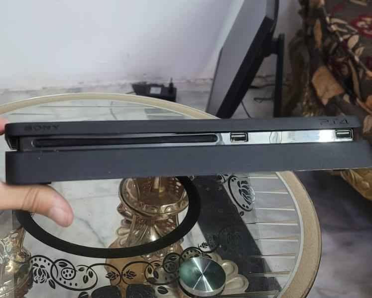 السلام عليكم بلي فور سلم ذاكرة 500 مهكر وصلني من المانيا موضح بل صور  نضافته مامستخدم ابد لاهنا ولاهناك جديد جدا ماعرف بيهن شوفه بالصور مع كيبل hd تقريبا 3 مترات ويدته اجت سعرة ٣٠٠ مكاني بغداد واكفله واضمنلكيا بغداد, العراق


**إذا كنت صاحب هذا الإعلان وتريد حذفه لأي سبب، رجاءا أرسل رسالة إلى الدعم الفني**