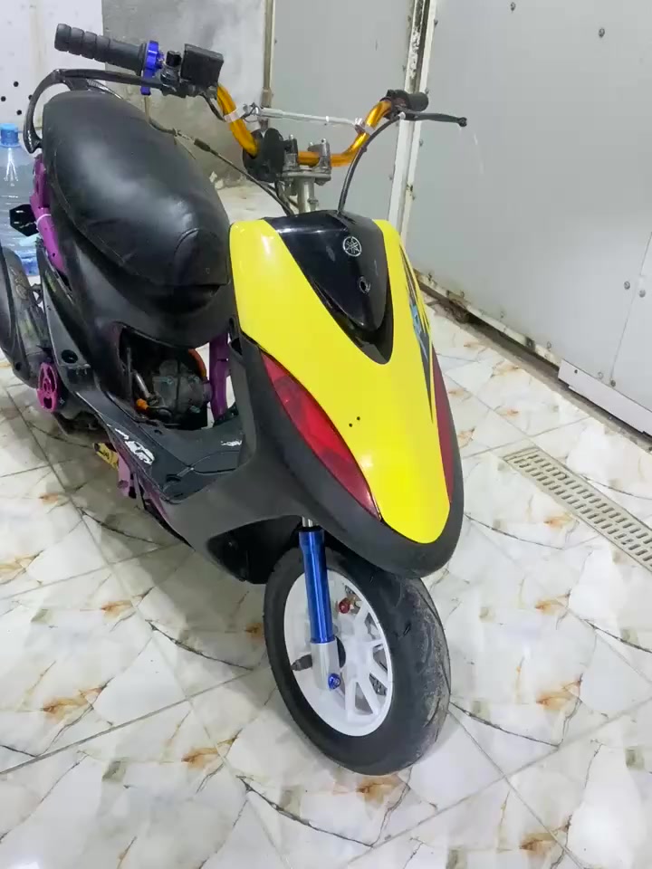 السلام عليكم ماكس عدلة مزروعة تزويد معمرة قبل48 يوم
سكان رياض 
وياله رياضي
قبضات سكليتر كوسو
يدات بريك
صدر كامل رياضي
صينيه بريك امامي رياضية مشيفة 
ولفات تاير رياضيات
براغي كور رياضي
 شيال رياضي
ستان صفح رياضي
كلجات رياضي
قبق فلاوين رياضي
قطرة دهن رياضي 
صالنصة FM
سبايدر رياضي
كشن اربعة ولف
دبل خلفي رياضي
درع خلفي رياضي
يعني شنو الي بالك من تزويد بيهه 
دراجة مكينه بلادييية حاوية وسويناهه 55 تجي وتشوف بعينك السعر 700 وبيهه مجال مكاني ناصرية مركز متواجد خاص او ***********
