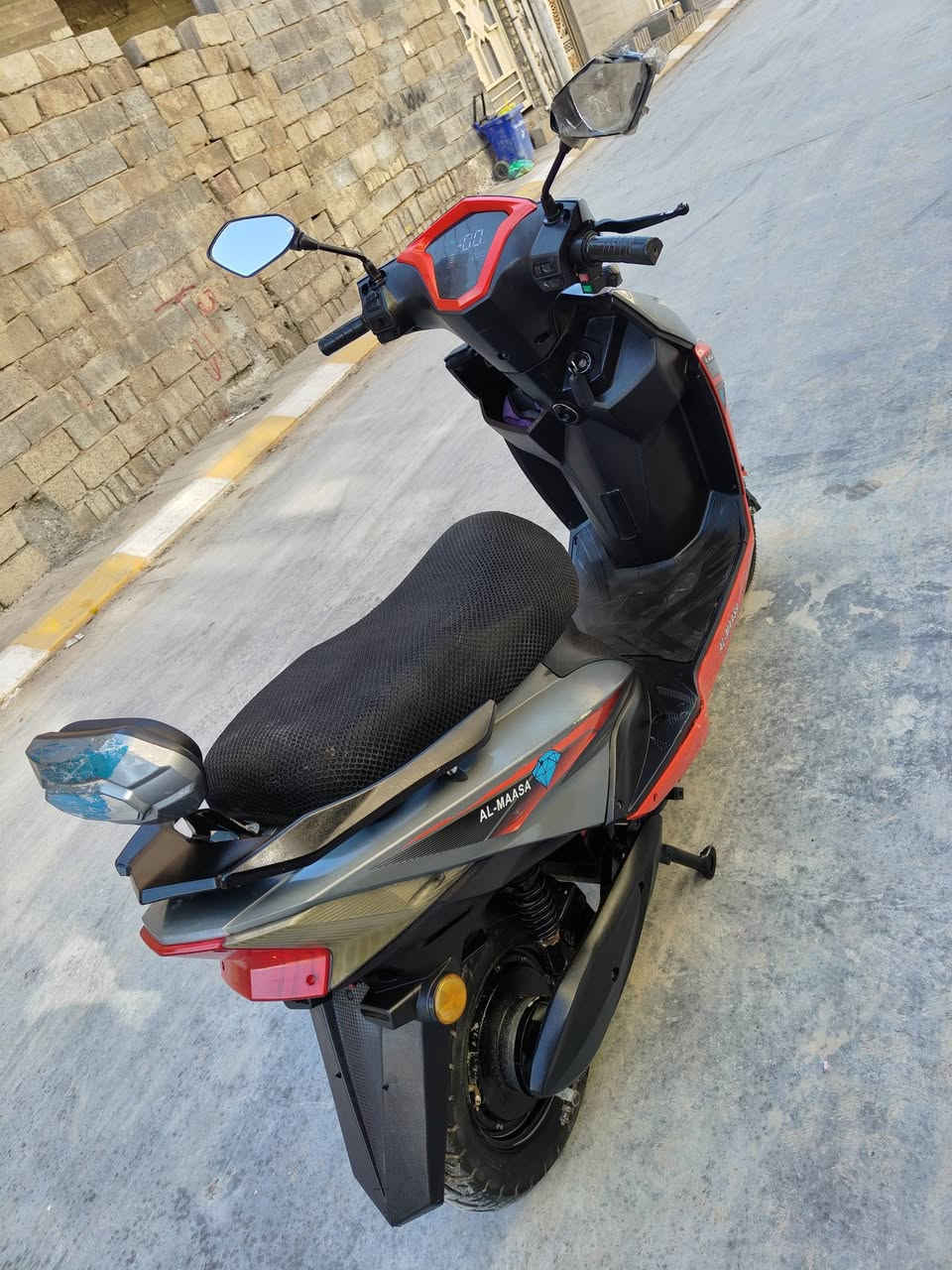للبيع دراجه شحن 6 باتري نضافه فول السعر 450
***********
***********

