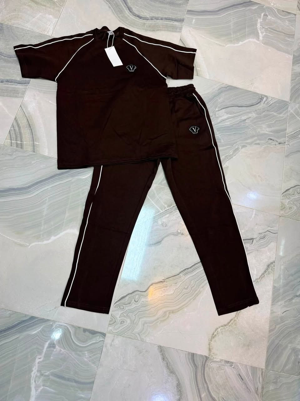 😍#كل_ماهو_جديد_يتوفر_لدينا 🔥🔥🏷
☃️🎄

🔥❤ ازياء اسطنبول-Istanbul.fashion ⚡⚡

 وصول وجبه جديده #تراك قطن  _تركي🇹🇷🥼
يتوفر جميع الموديلات🌈⚡

قياسات(s.m.L.xL_xxl)💁‍♂️💁‍♂️
🔥🔥👇👇

العنوان /#قضاء_النصر_الصوبك_الكبير _شارع_الجسر-عماره بيت نغيمش ❤

واتساب /  *********** 🙂💯
