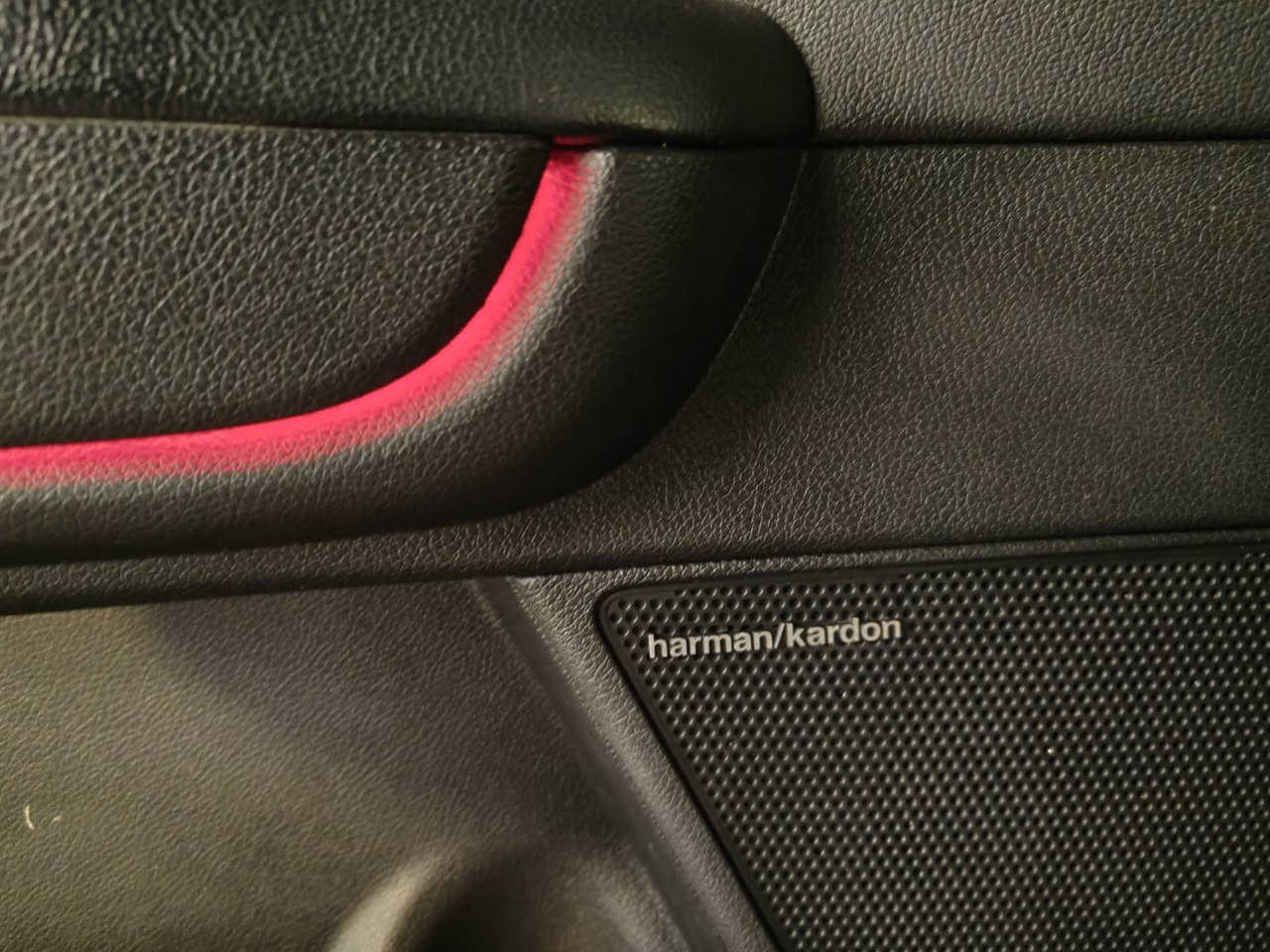 سلام عليكم ابتما 20 محرك ex1600 تيربو فول مواصفات 1/1 جاملغ وبنيد حادث جديده ايربا دركه بس السعر. 130 للاستفسار ***********
