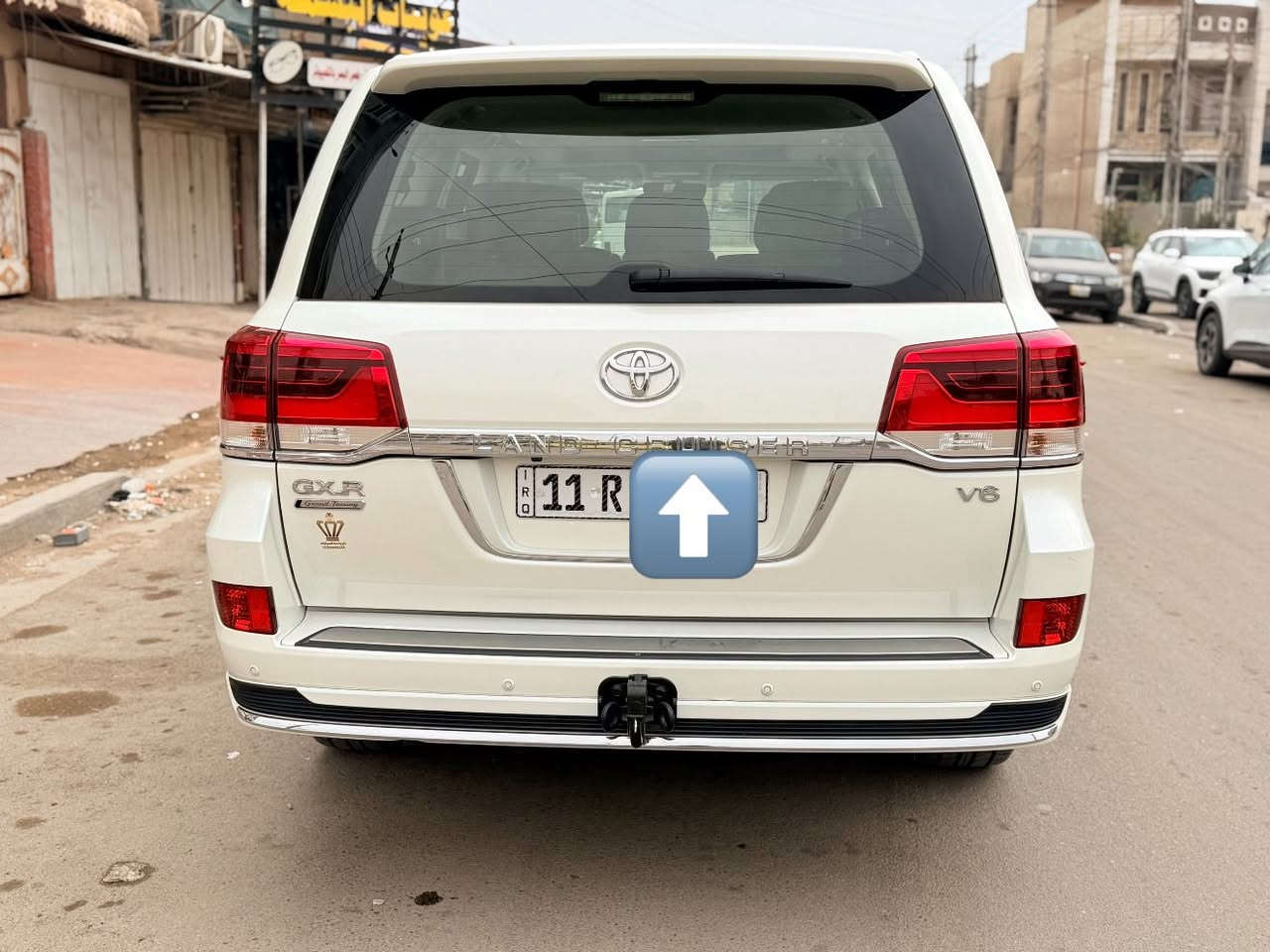 السلام عليكم
لاندكروز بحريني 2021 مكفولة كفاله عامه فول 1/1
 سياره جديده بمعنى الكلمه
مواصفاتها
كشن 3حركات
3شاشات
حساسات اماميه خلفيه
كامرا خلفيه 
جنطه كهرباء
كشنات كهرباء
فتحه
السعر 565 وبيها مجال بسيط للاستفسار الاتصال
***********
