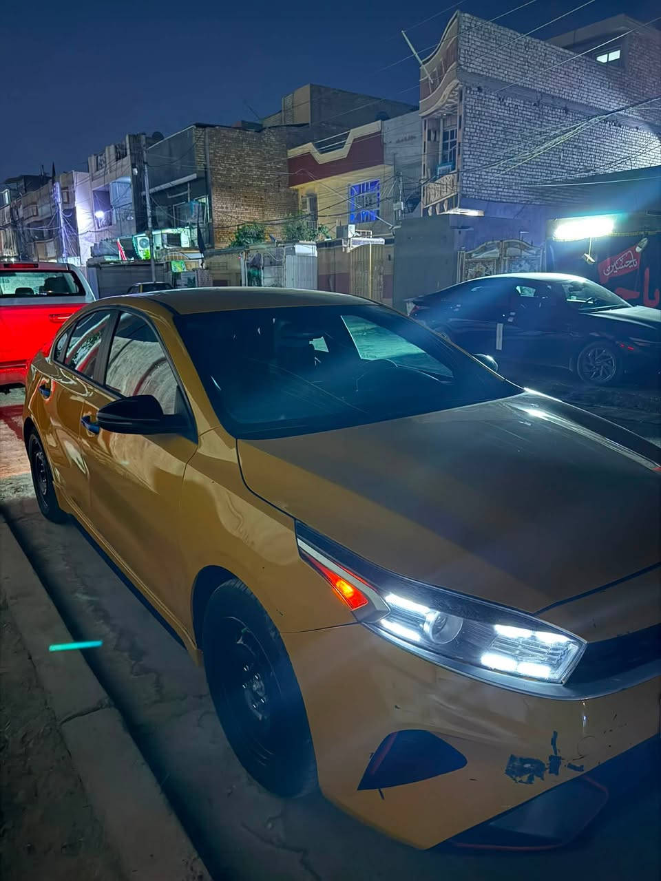 السلام عليكم
كيا فورتي 
موديل 2023
لون اصفر رقم خصوصي اربيل تحويل ثاني يوم 
سيارة ماشية 90 الف ميل 
مواصفات GT Line 
معروفة مواصفتها 
سيارة بصمة 
هند بريك بصمة 
تشغيل عن بعد 
حساس امامي خلفي 
حساسات ب مري 
اشاير ب مري 
سيارة لد امامي خلفي 
ملاحضة : سيارة مبدل كير شاد ايتي وخير من الله 
سيارة مالتي شخصية لا اشتغل بيها ولا شي 

رقم الاستفسار : ***********
