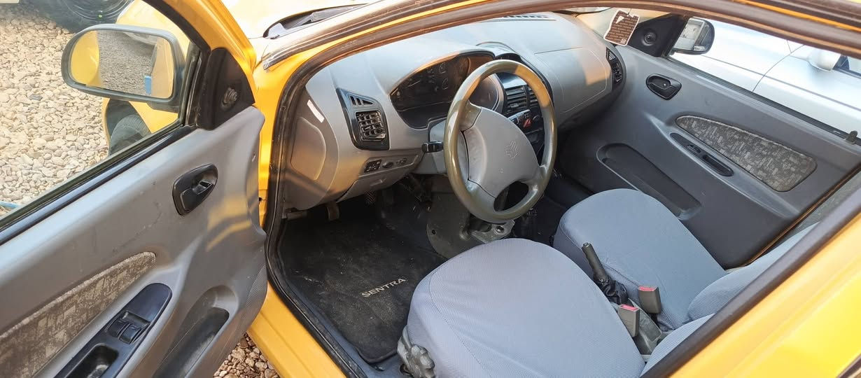 السلام عليكم اخوان طيبه موديل 2016 محرك كفاله كير حدادايه  نافضها قبل يومين جديده رقم كربلاء مصفر هيئة وغرامات تخم تاير جديد تخم ويل جديد بيها شبر صبغ جوه تريشه باب السايق والباقي جديد على وضع الشركه تبريد ثلج 🥶 السعر 45وبيها مجال قليل عنواني كربلاء طويريج ***********
