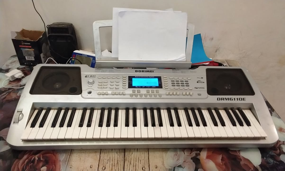 للبيع ٢٥٠ مكاني بالحله للاستفسار الاتصال ***********
